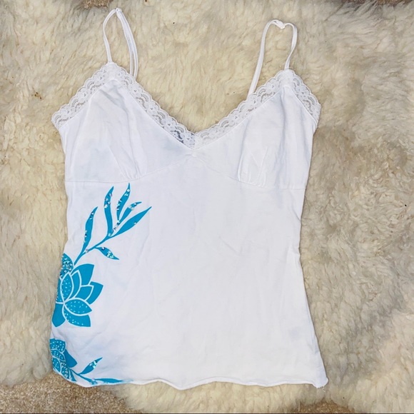 Guess Tops - GUESS White blue tropical sparkle flower tank top